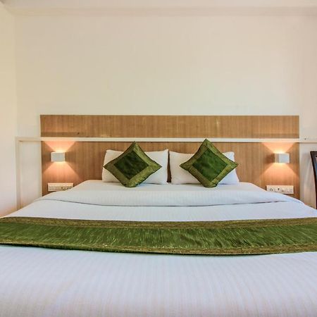 Treebo Trend Golden Nest Thane Exterior foto