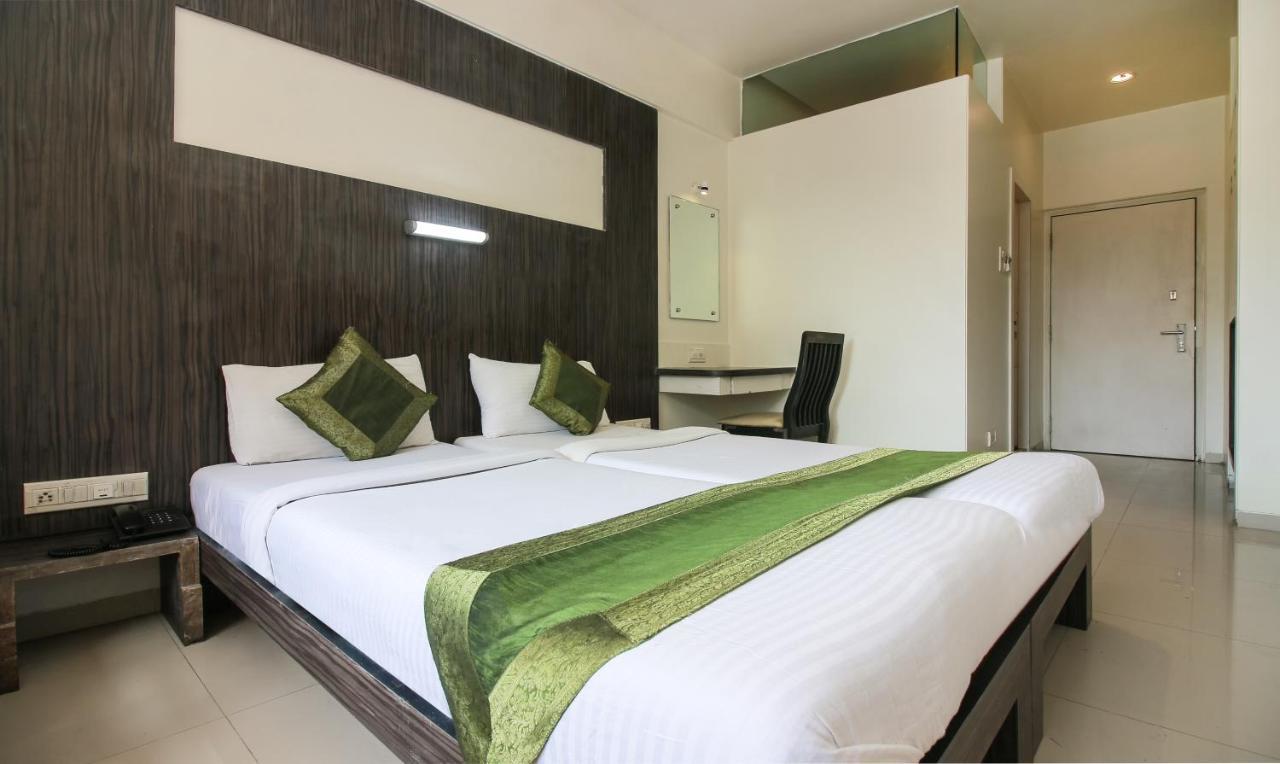 Treebo Trend Golden Nest Thane Exterior foto